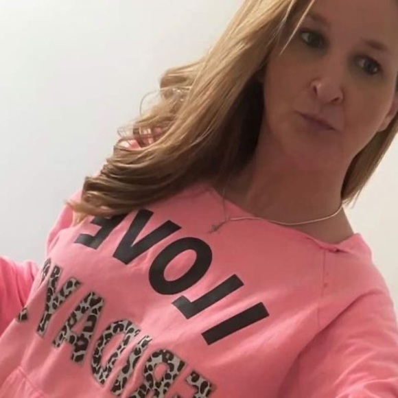 Meet your Posher, Nancy - Picture 1 of 1